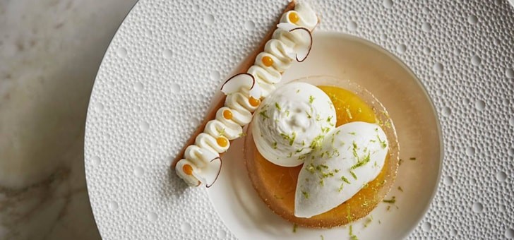 desserts-signature-restaurant-cap-au-grand-hotel-du-cap-ferrat-tarte-au-citron-de-menton