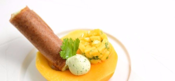dessert-restaurant-ar-men-du-a-nevez-jean-marie-guen-chef-de-cet-etablissement-etoile-michelin