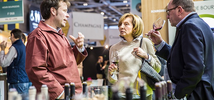 vinovision-a-paris-un-haut-lieu-de-rencontre-entre-vignerons-producteurs-professionnels-et-specialistes-du-vin
