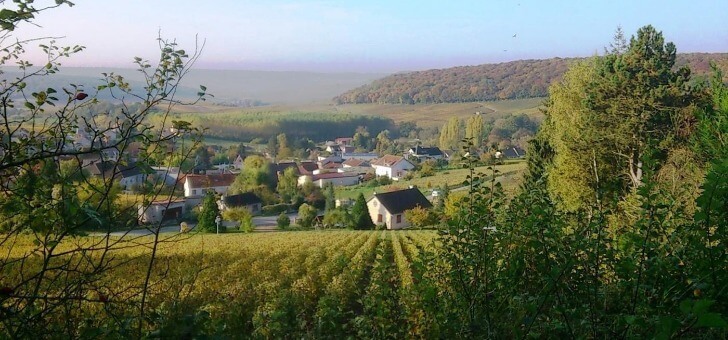 un-splendide-panorama-sur-village