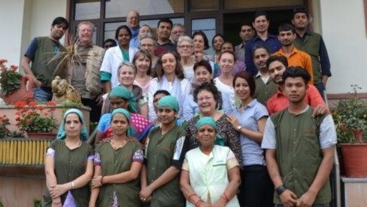 equipe-chakrapani-ayurveda-clinic